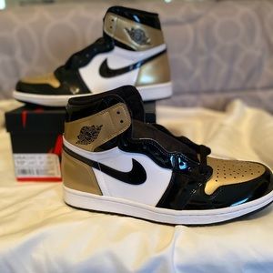BRAND NEW AND NEVER WORN Retro 1 Air Jordan’s